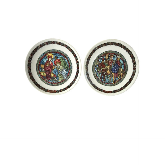 Pair D'Arceau Limoges Noel Vitrail Christmas Collector Plates Annunciation & Three Wise Men
