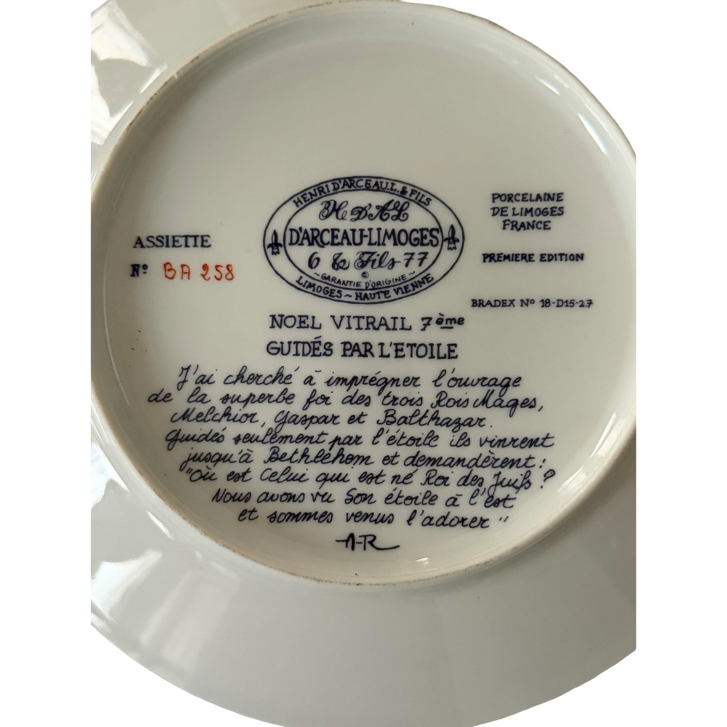 Pair D'Arceau Limoges Noel Vitrail Christmas Collector Plates Annunciation & Three Wise Men