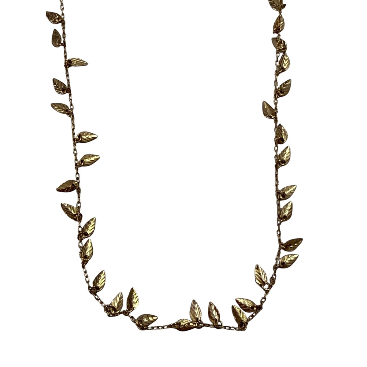 Vintage Gold Tone Leaf Vine Necklace Long Botanical Station Chain 28 Inch