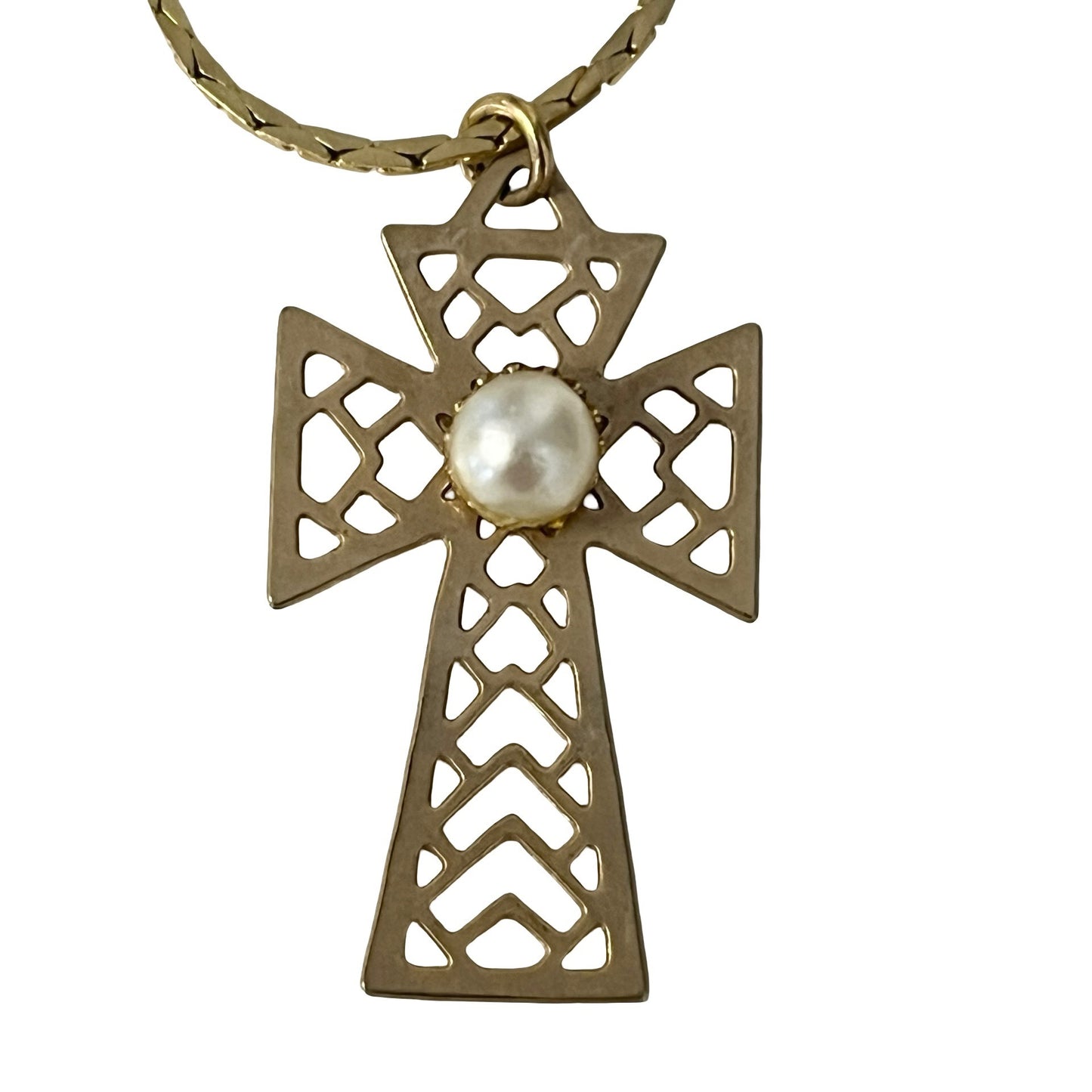 Vintage Gold Tone Cross Necklace Faux Pearl Center 15 Inch Chain Religious Pendant