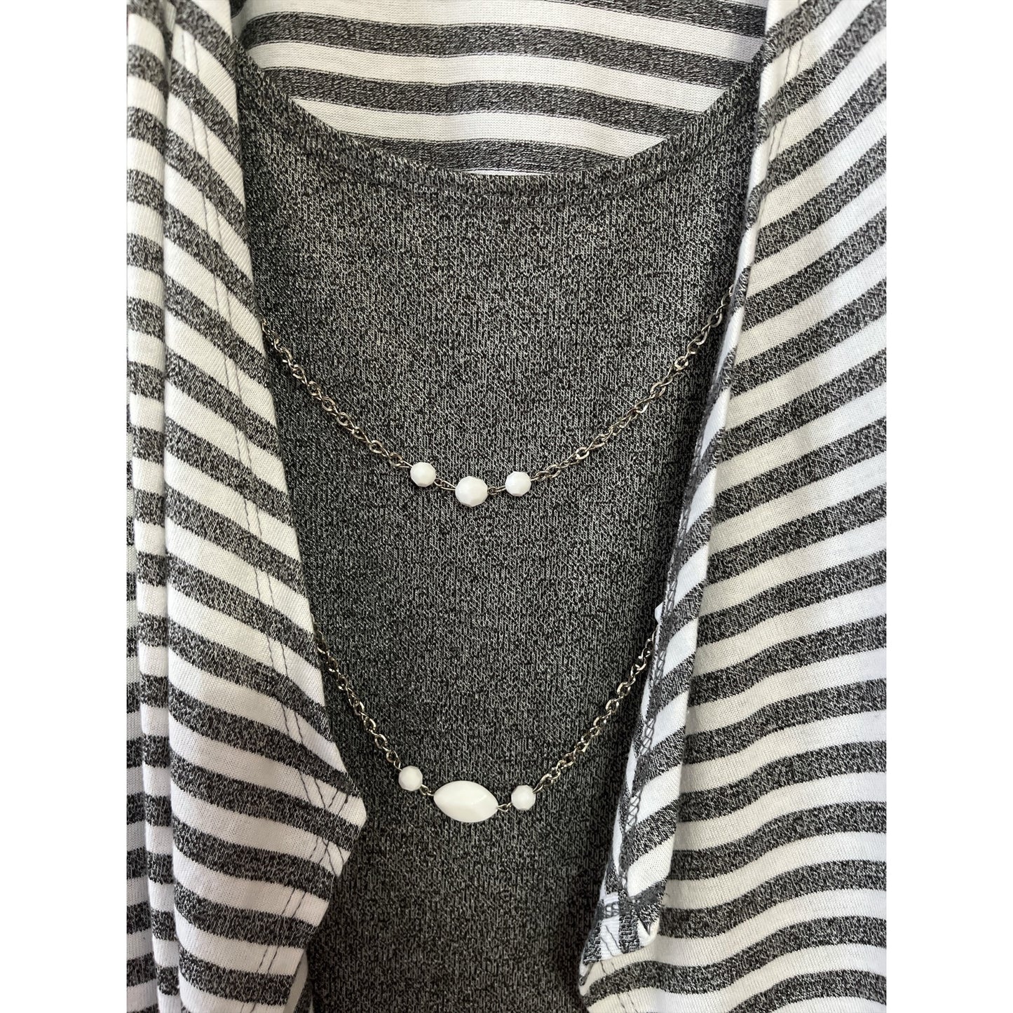 Alfred Dunner Women’s Size L Gray & White Stripe 2-Piece Top with Necklace