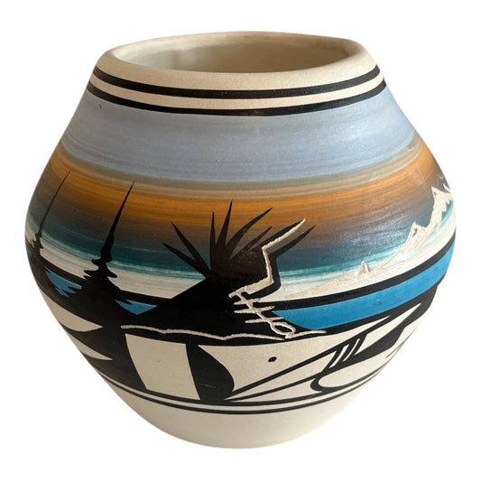 Vintage Navajo Pottery Vase – Signed Hathale – Hand-Painted