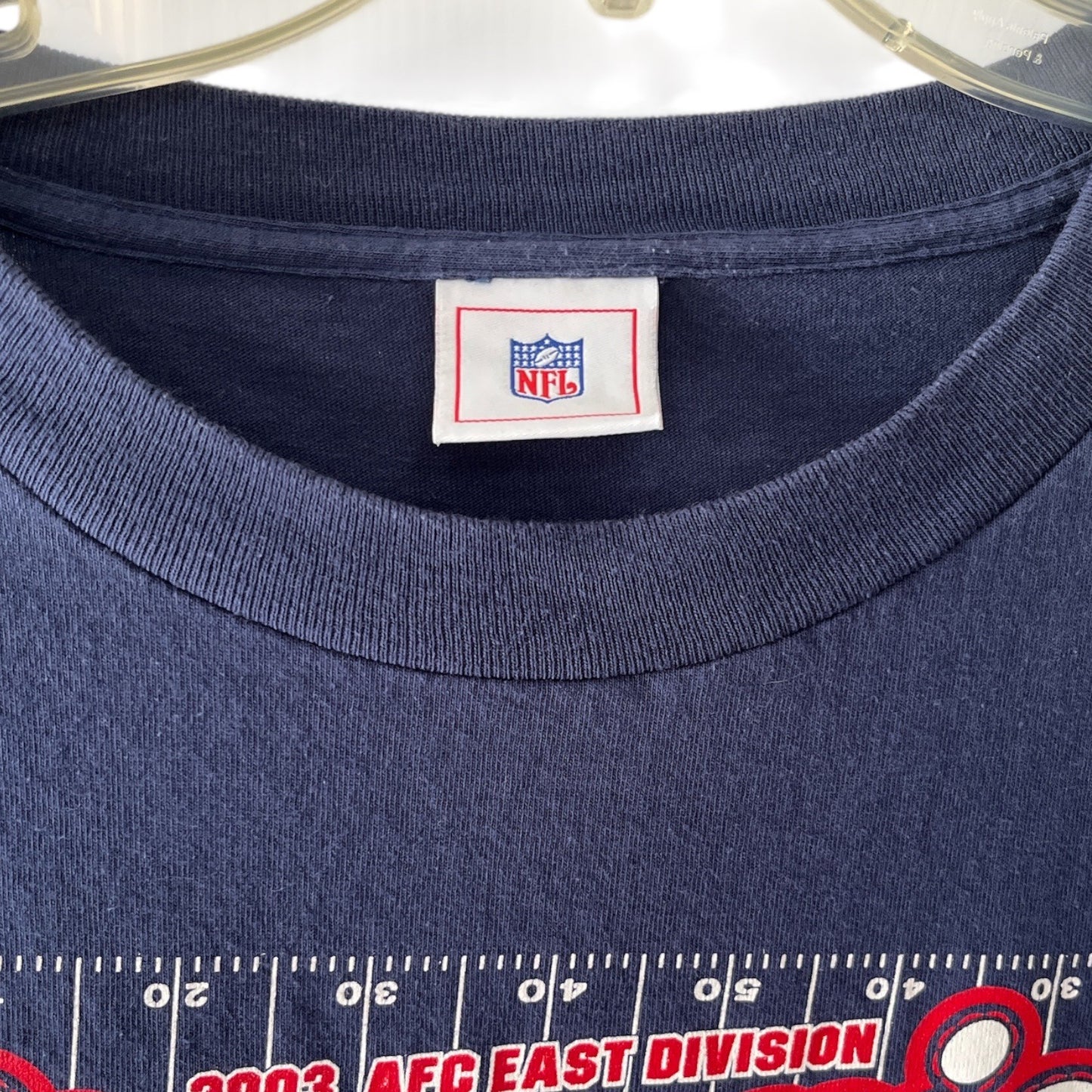 Vintage 2003 New England Patriots AFC East Division Champions NFL T-Shirt – Navy Size XL