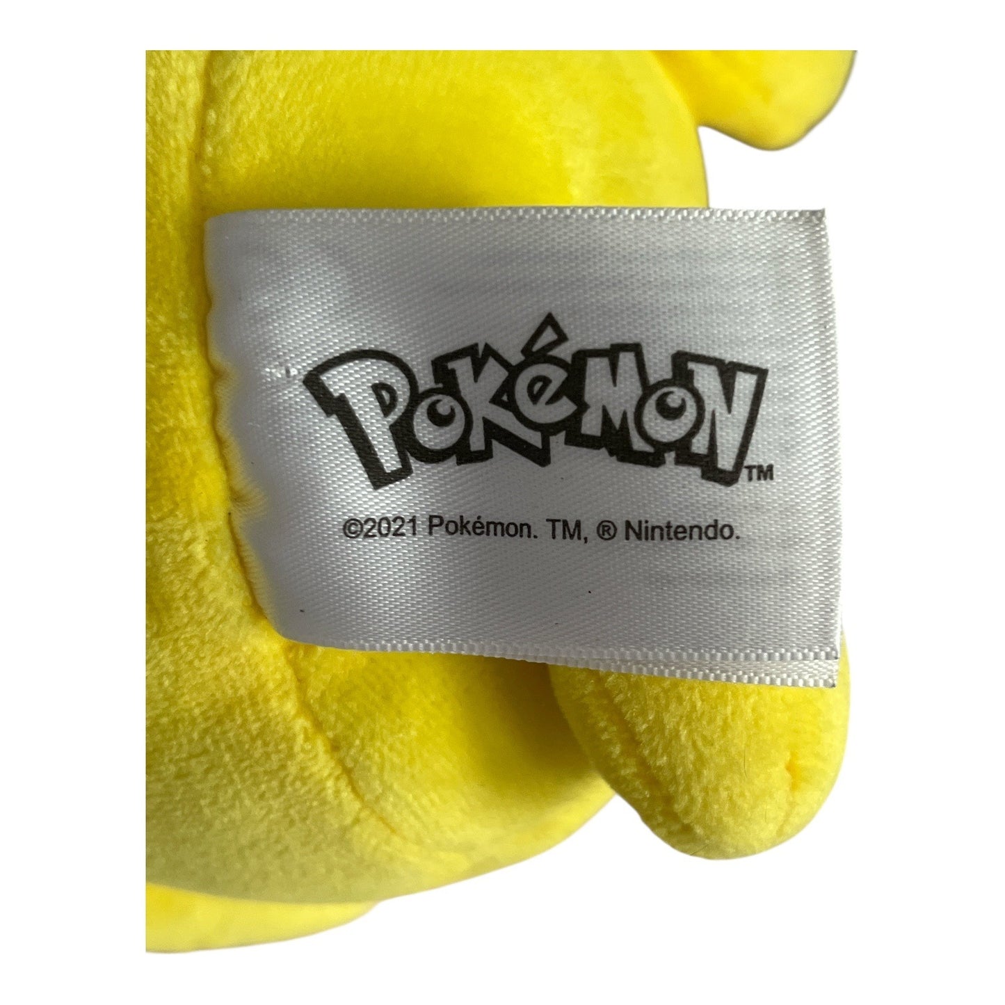Pokémon Pikachu Plush Holding Pink Macaron Nintendo 2021