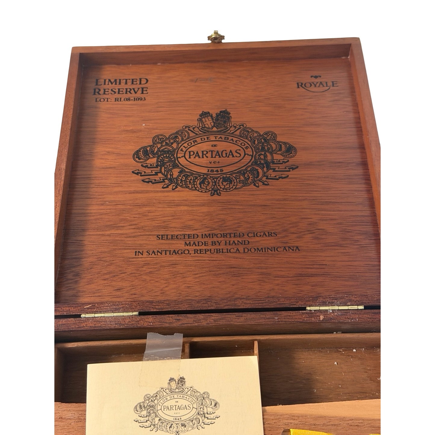 Vintage Partagas Limited Reserve Royale Cigar Box Wooden Humidor Presentation Box w/ Certificate