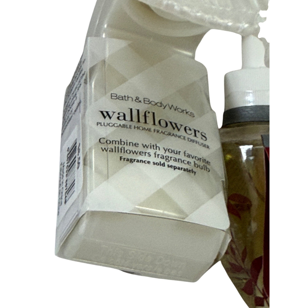 Bath Body Works Wallflowers Sensual Jasmine Vanilla Refill Fern Plug Discontinued