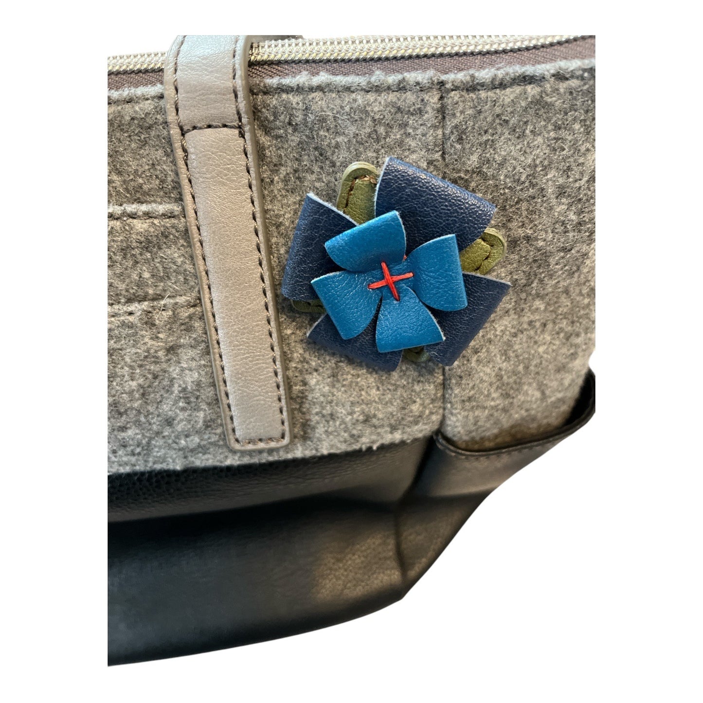 Relic Tote Bag Gray Felt & Black Faux Leather Shoulder Bag Early 2000s Vintage