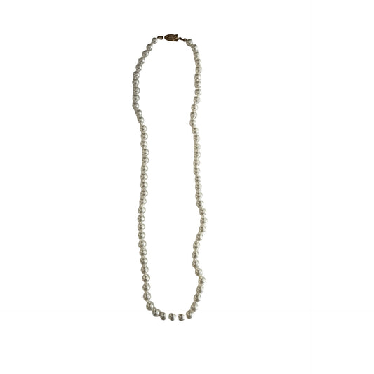 Vintage Faux Pearl Necklace 22 Inch Glass Pearl Strand Beaded Necklace Gold Tone Clasp