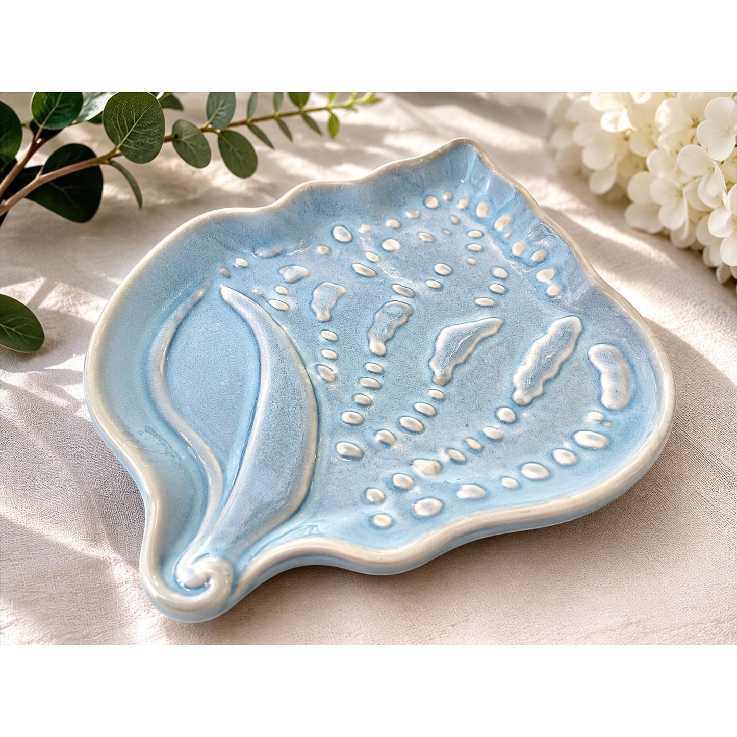 Cindy Crawford Style Blue Ceramic Leaf Dish Trinket Tray Vanity Catchall 7.5x5.25