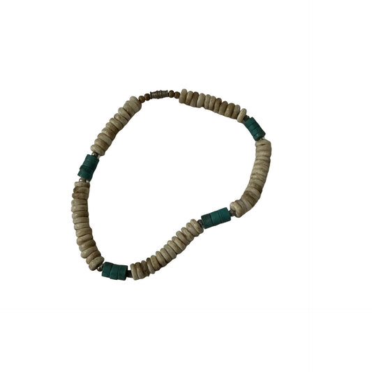 Vintage Heishi Bead Bracelet Neutral Stone Turquoise Style Disc Beads Screw Clasp