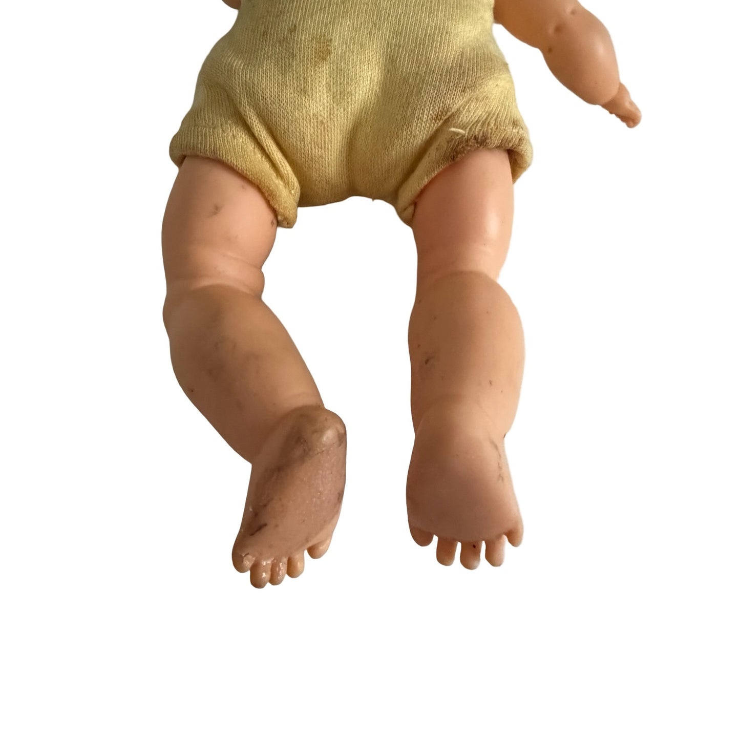 Vintage Vogue Doll Inc. Ginny Baby Doll 9” Sleep Eyes Brown Hair Yellow Romper