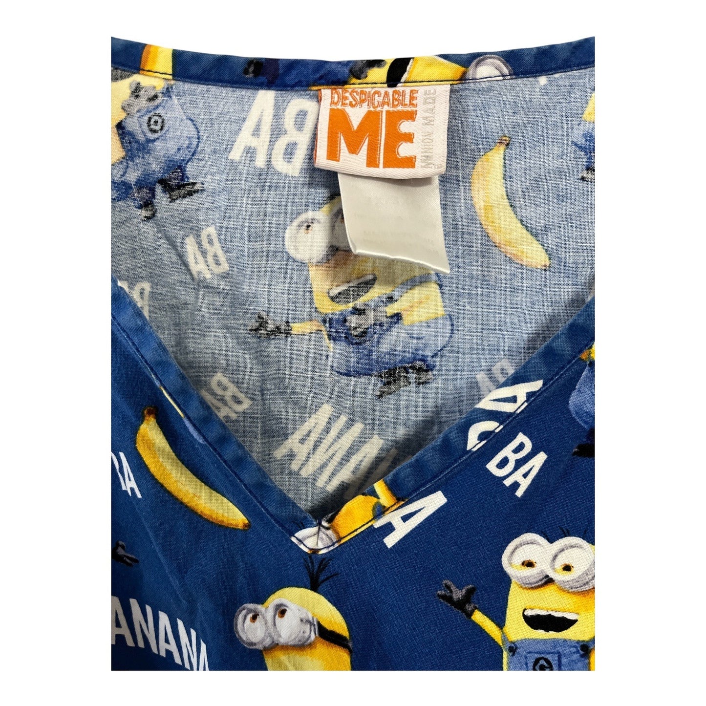 Despicable Me Minions Scrub Top – Banana Print – Size XL