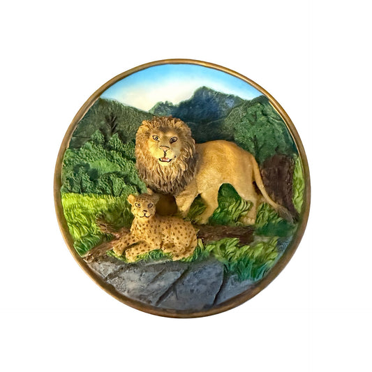 Vintage 1999 Cadona The Lion Pride 3D Endangered Species Collector Plate