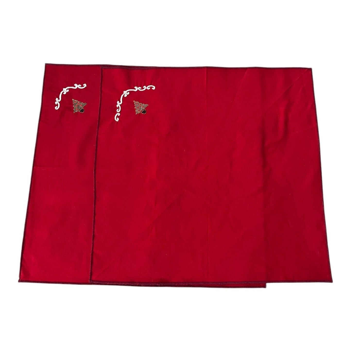 Vintage Red Embroidered Christmas Placemats – Set of 2 – 18"
