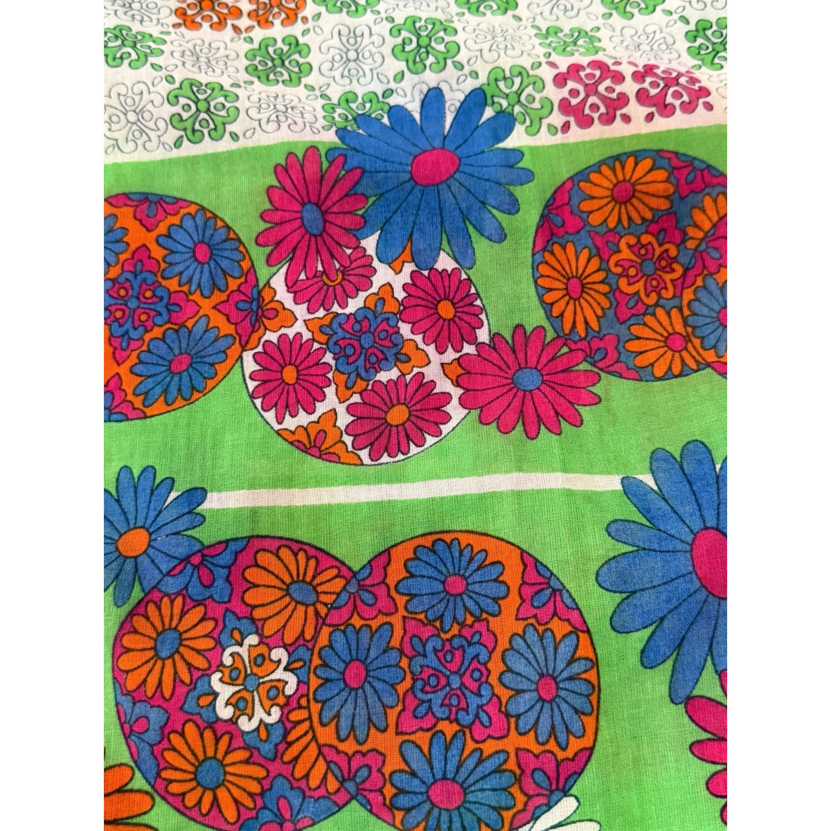 Vintage 1960s 70s Italian Cotton Psychedelic Daisy Flower Power Scarf 12x56
