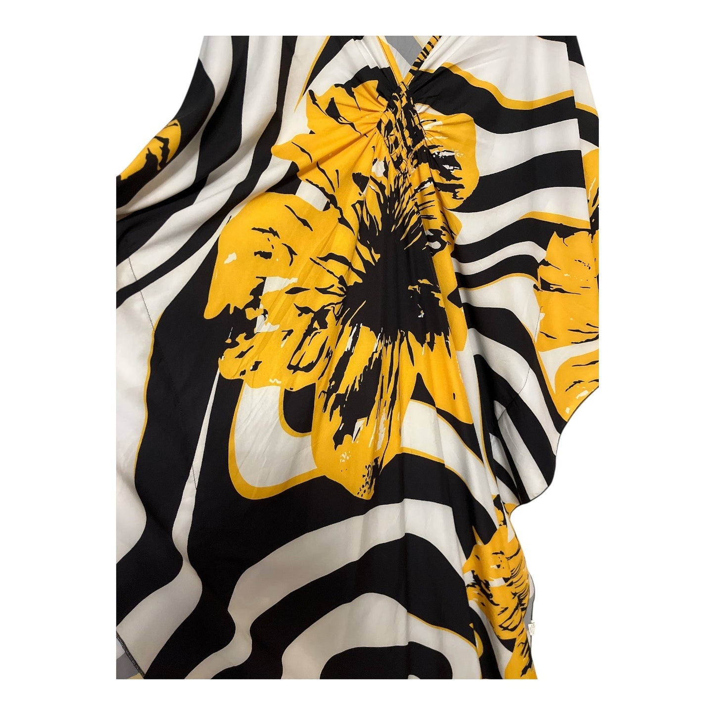 BSUBSEACH Black White Yellow Floral Kaftan Cover Up Batwing Maxi 58x54