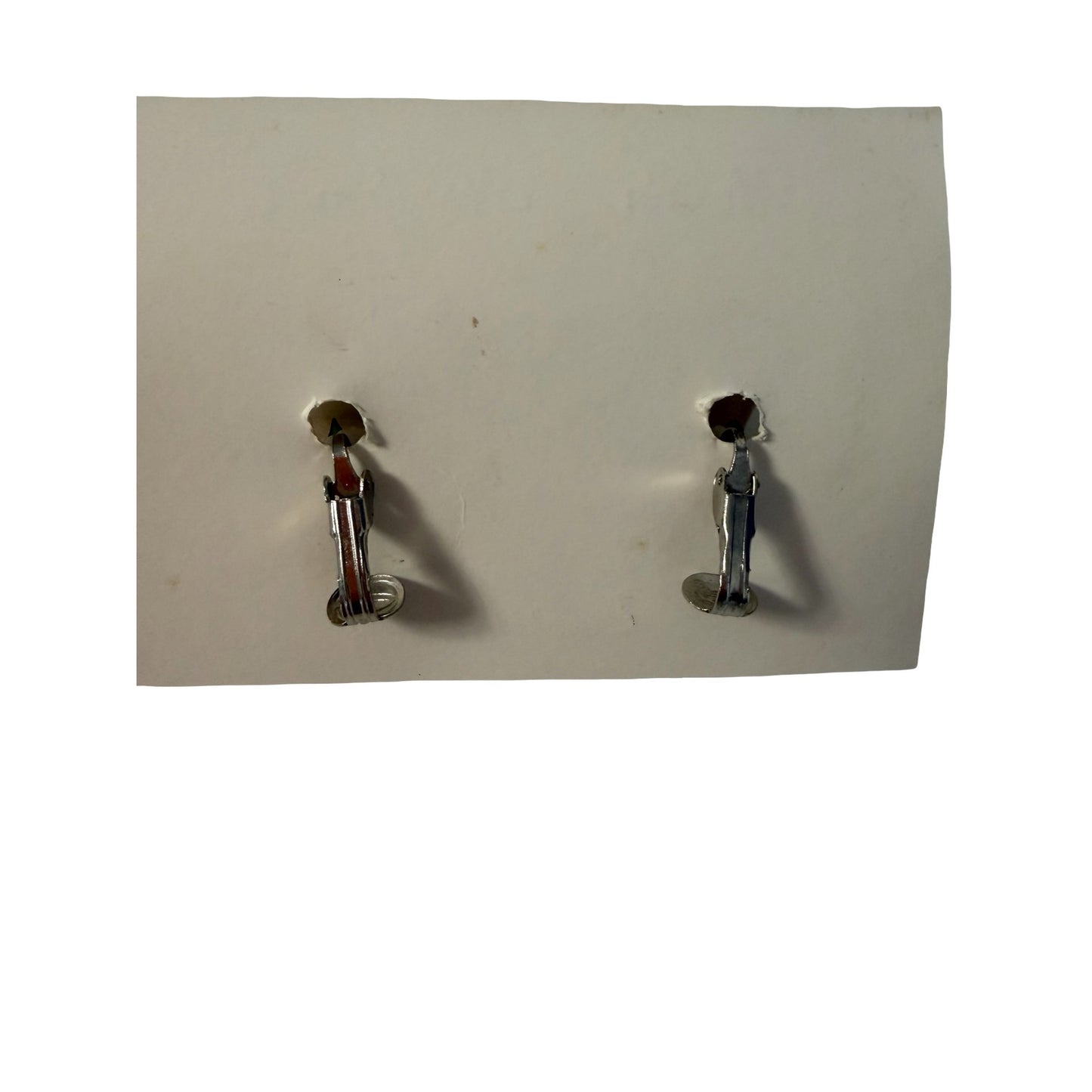 Vintage Florida Handmade Shell Daisy Clip On Earrings White Floral Souvenir Jewelry