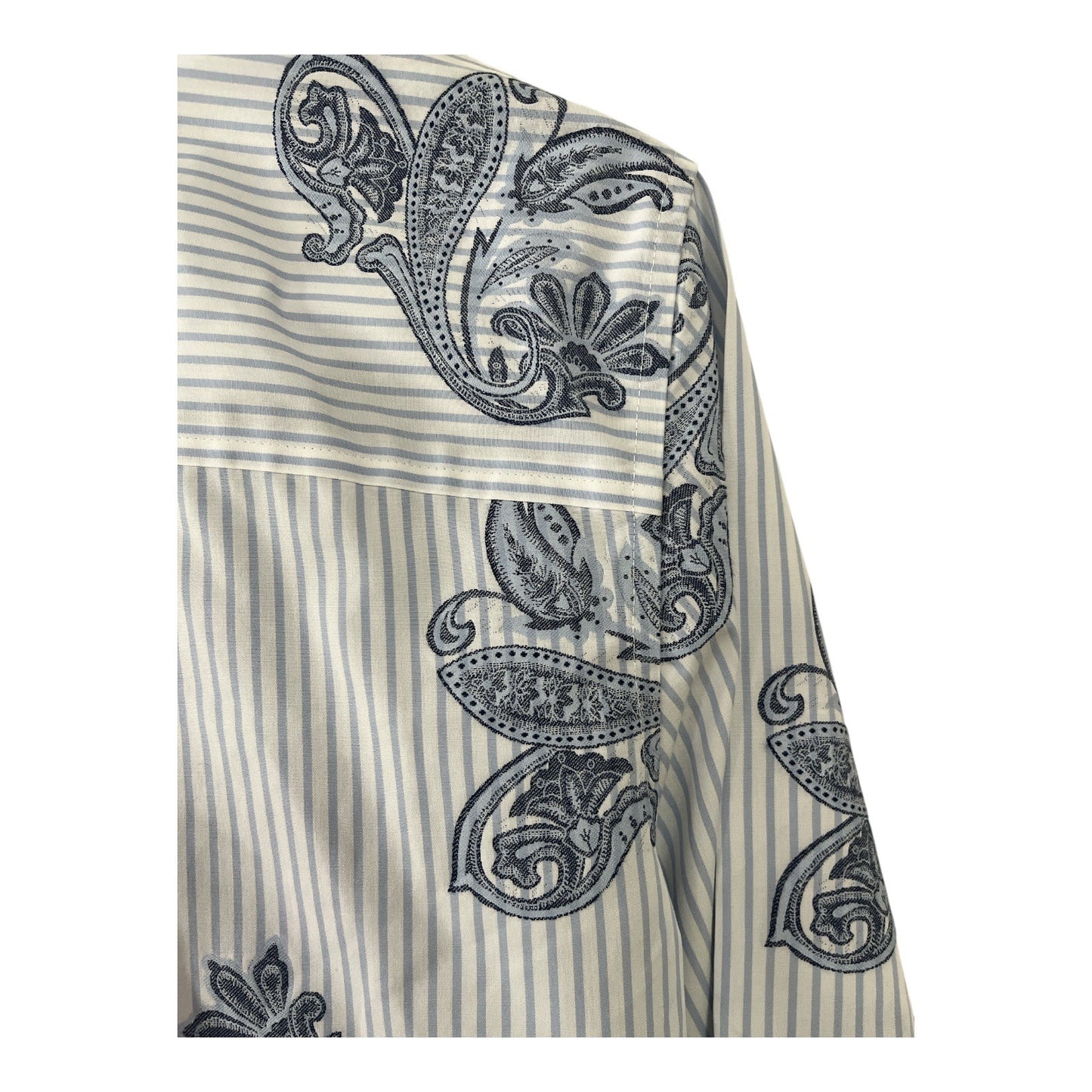Chico’s Women’s Button Down Shirt – Size 1 (M 8/10) – Blue Paisley Stripe – No Iron