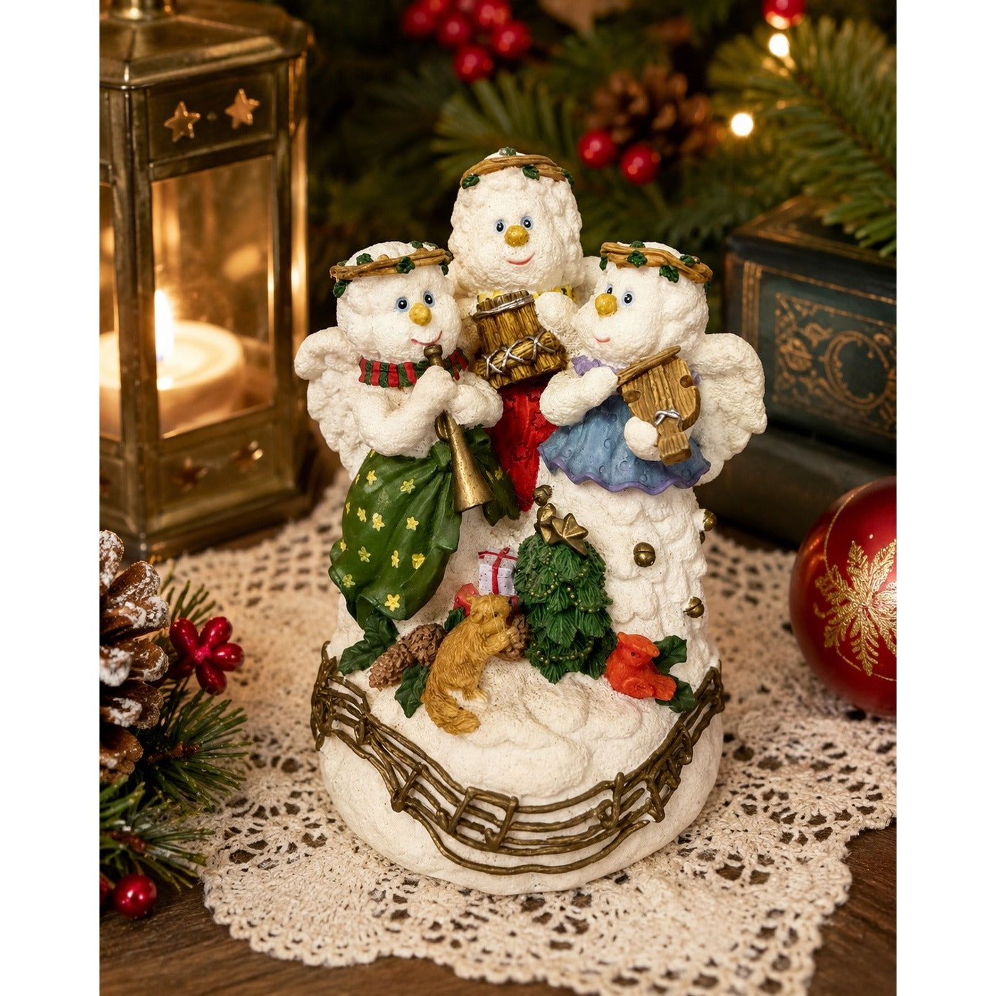 Lefton Musical Christmas Snow Angel Choir Figurine Wind Up Hark! The Herald Angels Sing
