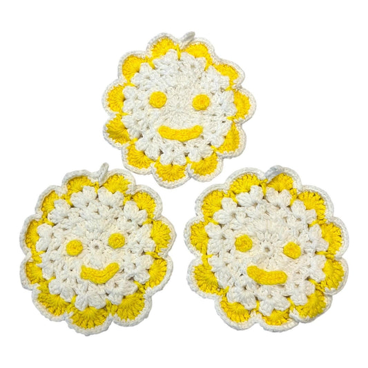 Vintage Crochet Smiley Face Trivets Set of 3 . Yellow & White.