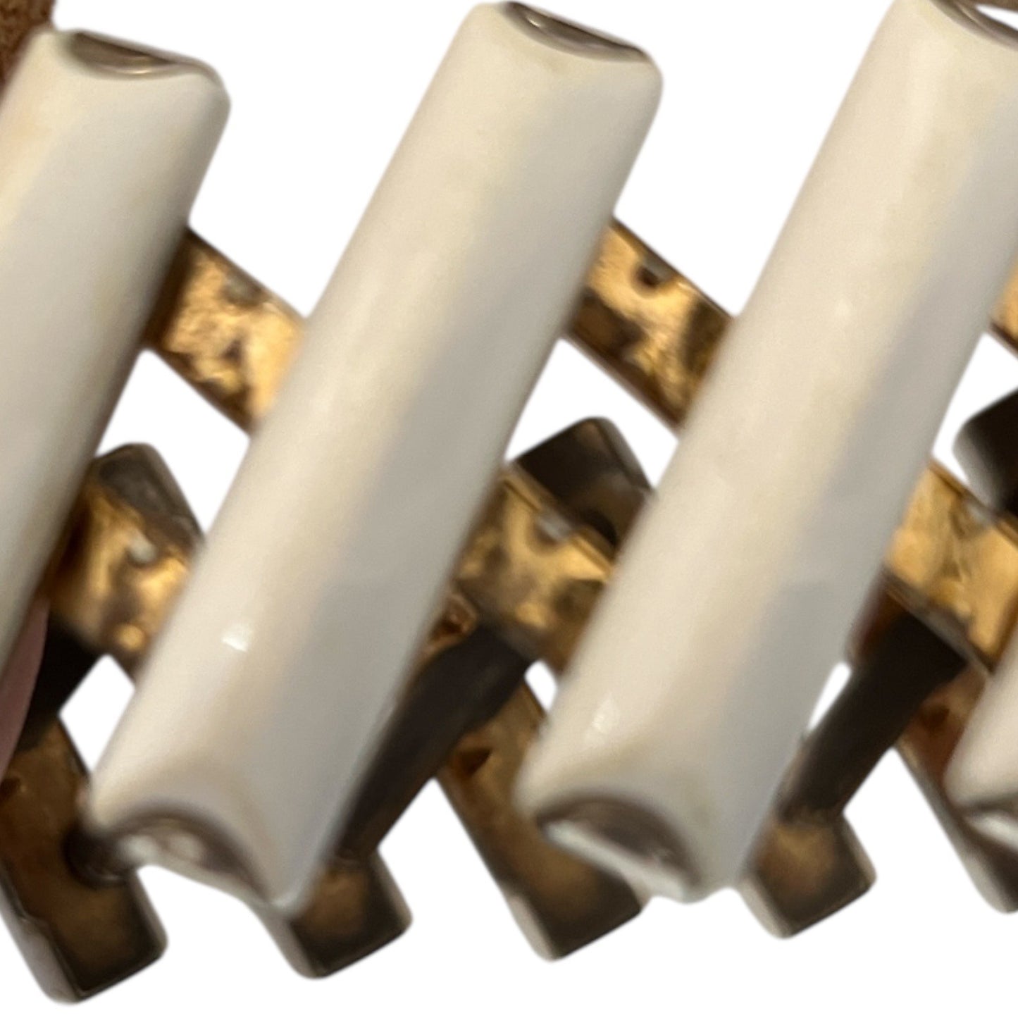 Vintage White Enamel Stretch Bracelet Silver Tone Link Design