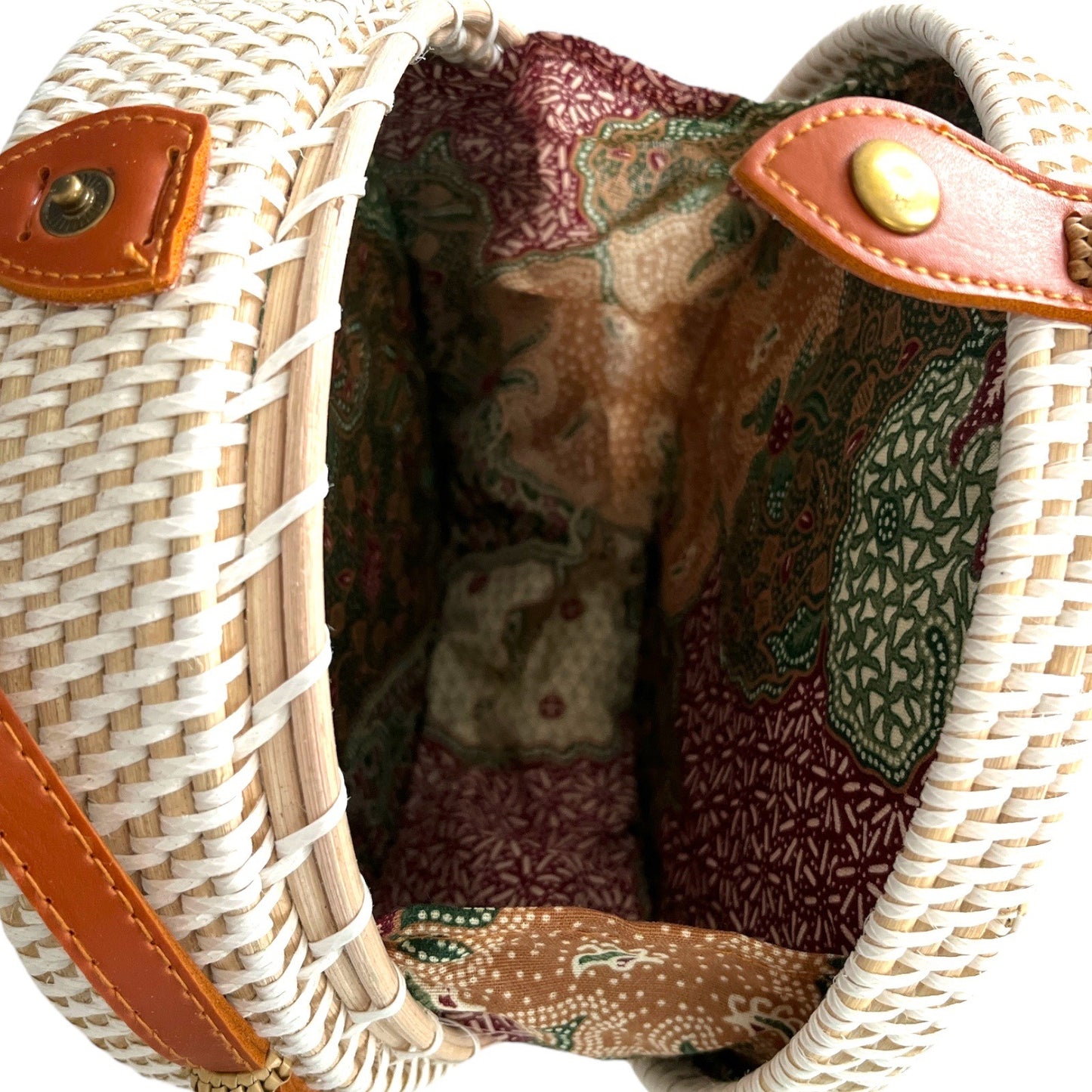 Handwoven Round Rattan Bag with Painted Strawberries – Boho Crossbody Purse NEW