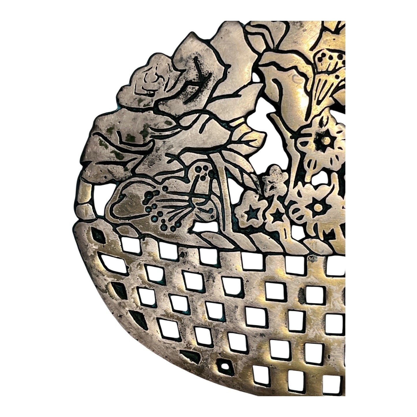 VTG Old Dutch Design 1983 Brass Wall Hanging Trivet – Floral Basket Cutout – Rose Gold Tone – Made in Taiwan