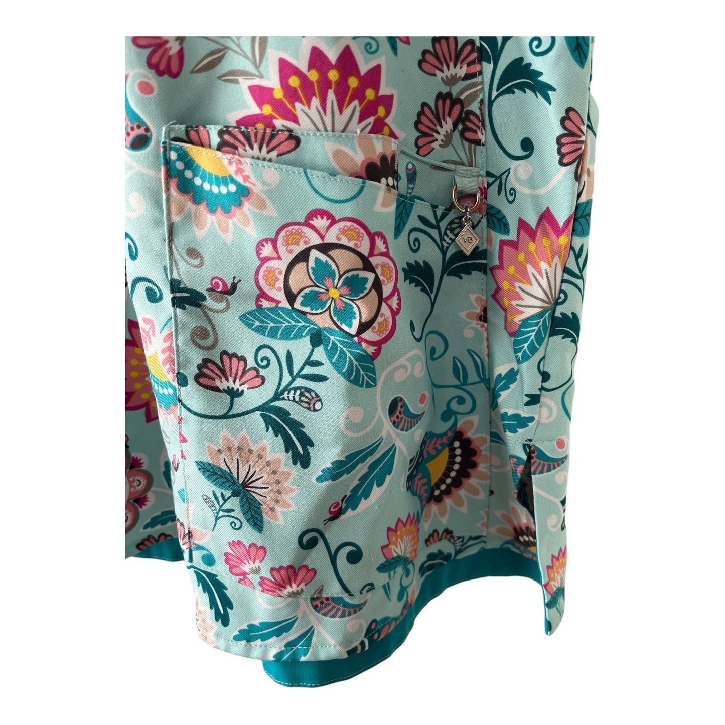 Vera Bradley Women’s Size L Scrub Top V6117 Floral Medallion Pattern