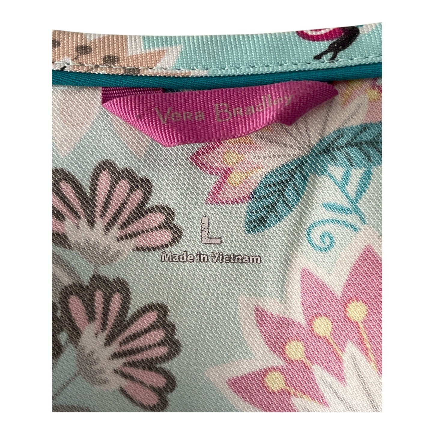 Vera Bradley Women’s Size L Scrub Top V6117 Floral Medallion Pattern