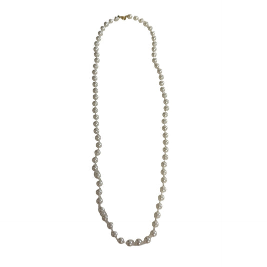 Vintage WLIND 14KGE Faux Pearl Necklace 28 Inch Graduated Cream Pearls