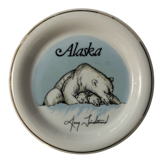 Vintage Alaska Polar Bear Plate Doug Lindstrand Wildlife Art Wall Decor 7.5”