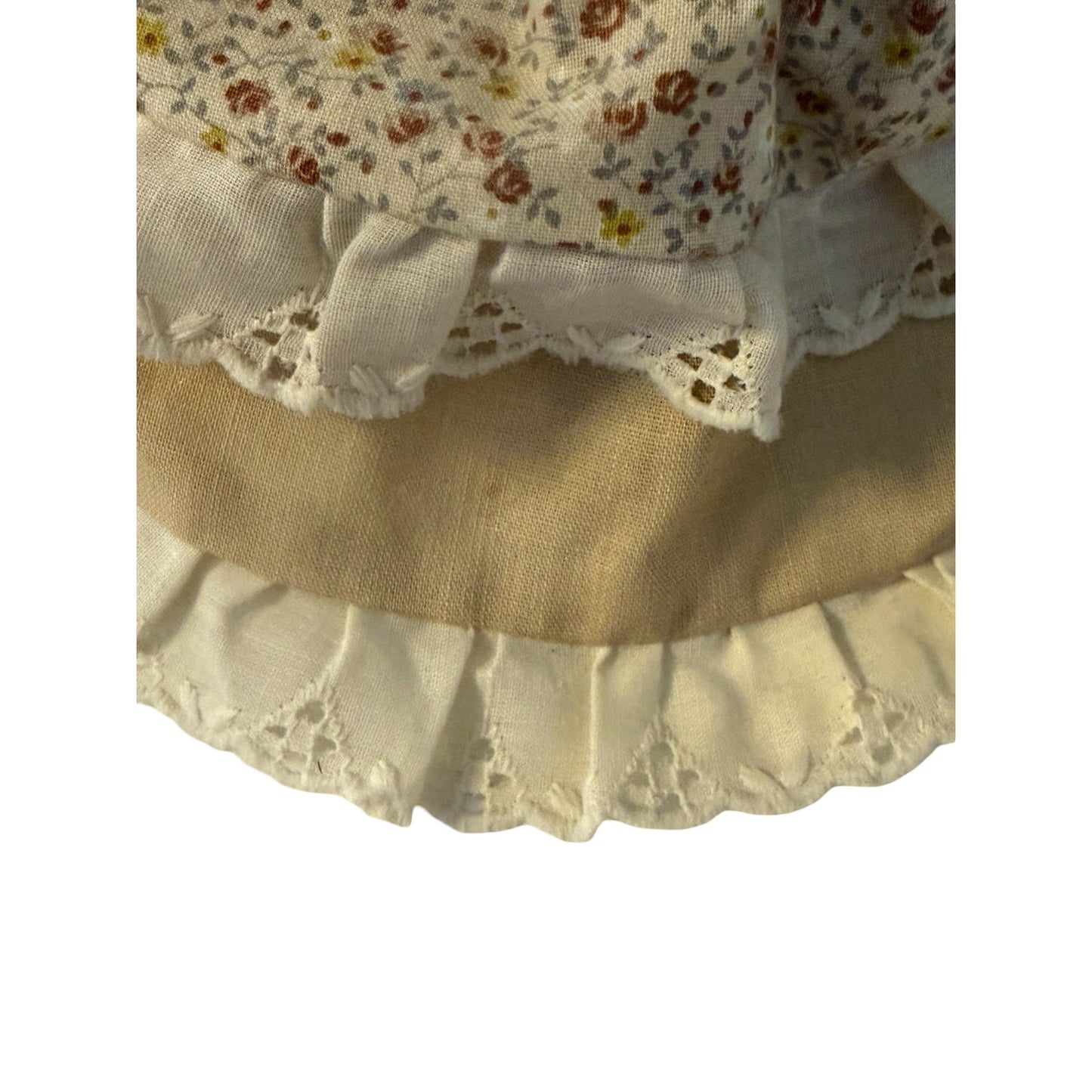 Vintage Handmade Country Grandma Mouse Cloth Doll Shelf Sitter Floral Dress Basket of Yarn