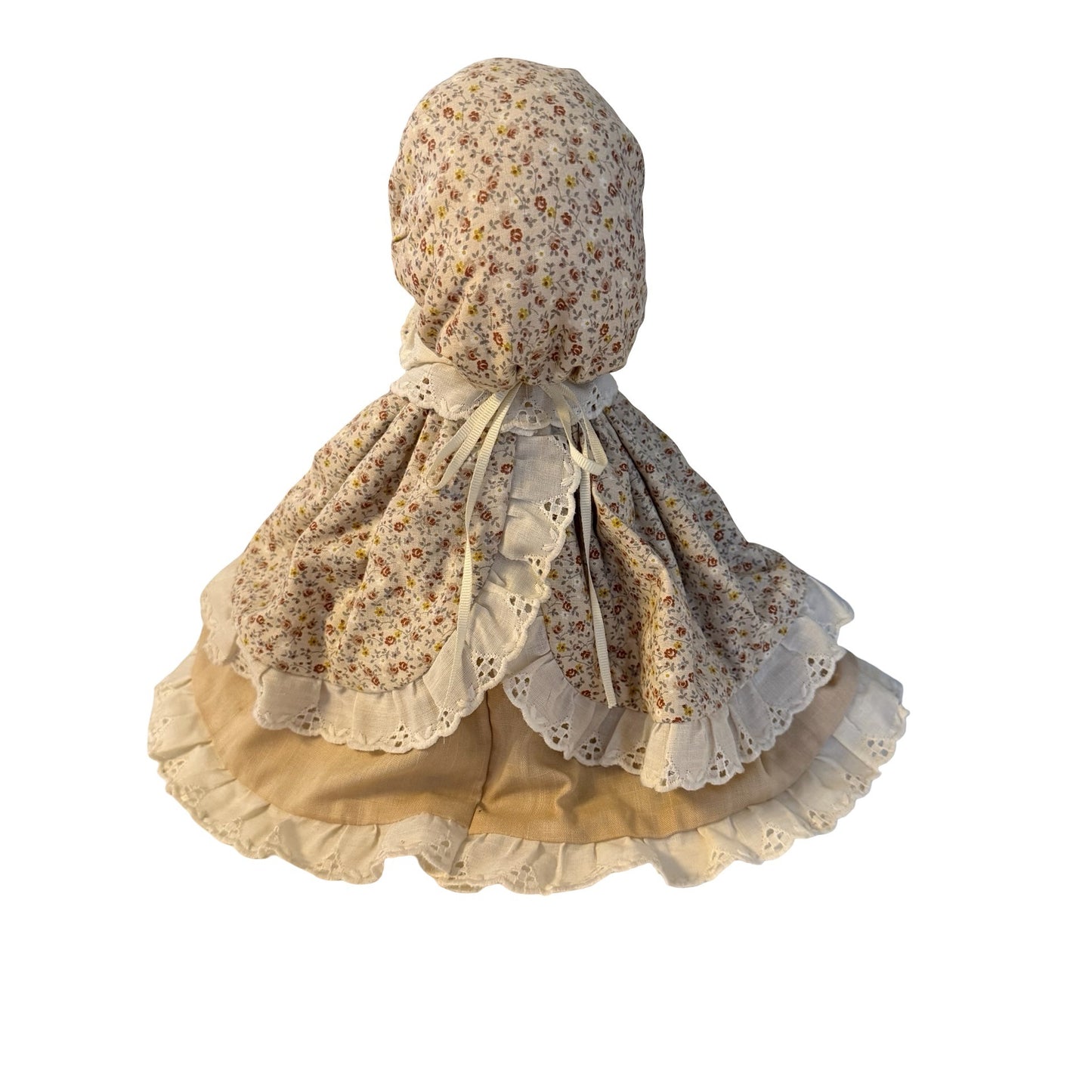 Vintage Handmade Country Grandma Mouse Cloth Doll Shelf Sitter Floral Dress Basket of Yarn