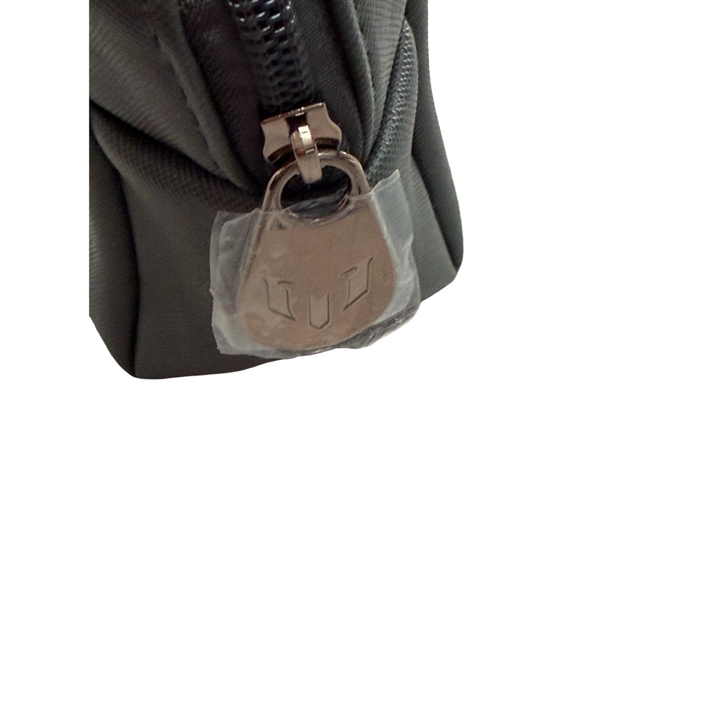 Messi Black Toiletry Bag Travel Dopp Kit Zip Cosmetic Organizer Case NWT