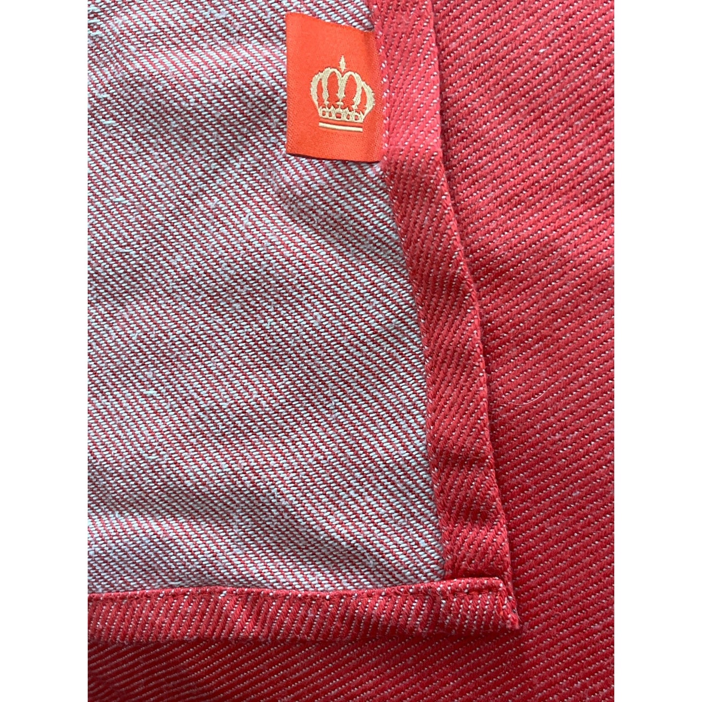 Red Chevron Tablecloth / Table Topper – Modern Woven Zigzag – 56 x 39