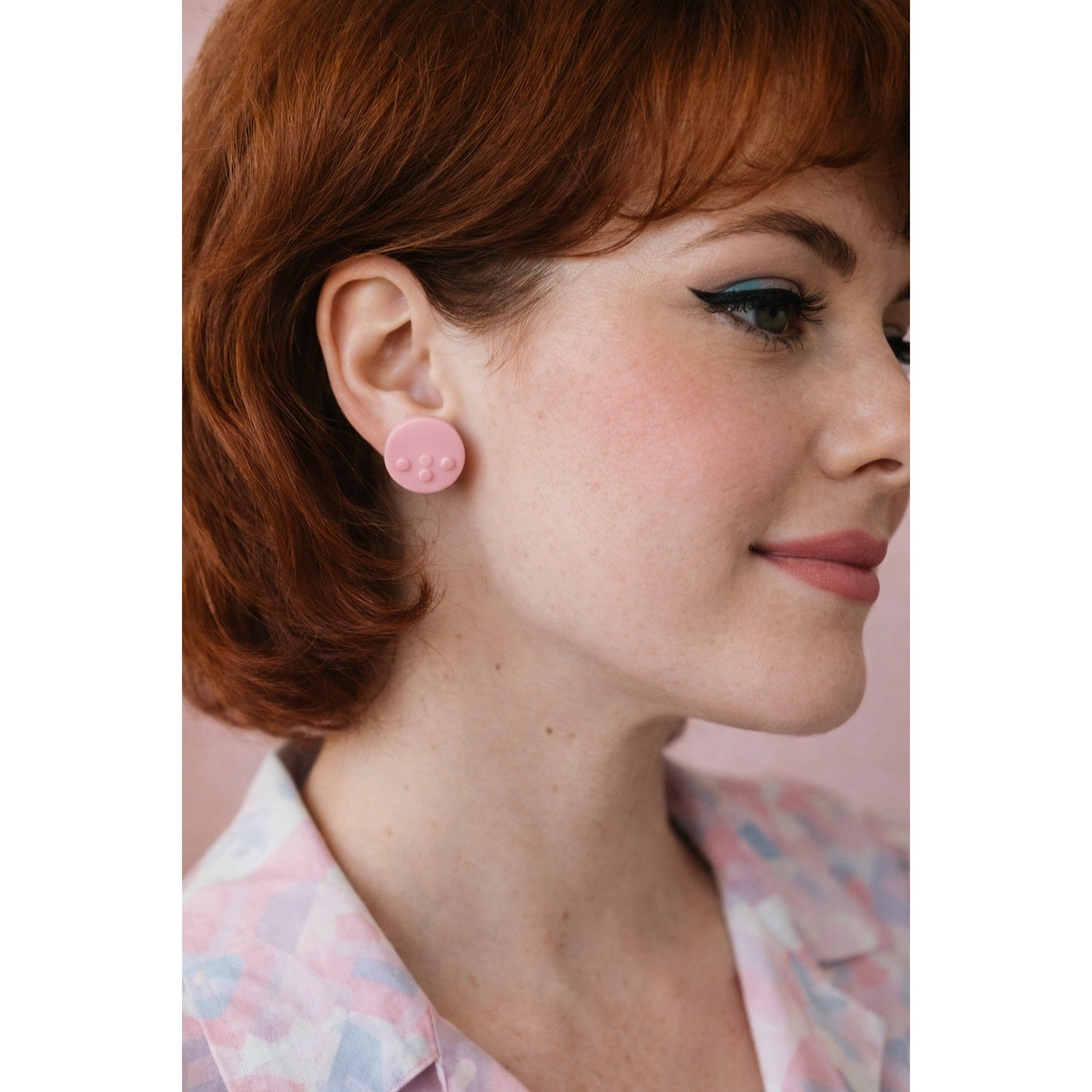 Vintage Pink Button Stud Earrings Retro Plastic Dot Design 80s Minimalist