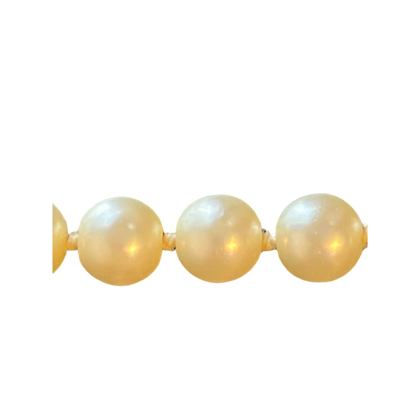 Vintage Freshwater Pearl Necklace 18 Inch Hand Knotted Silk Strand Cream Pearls Classic Jewelry