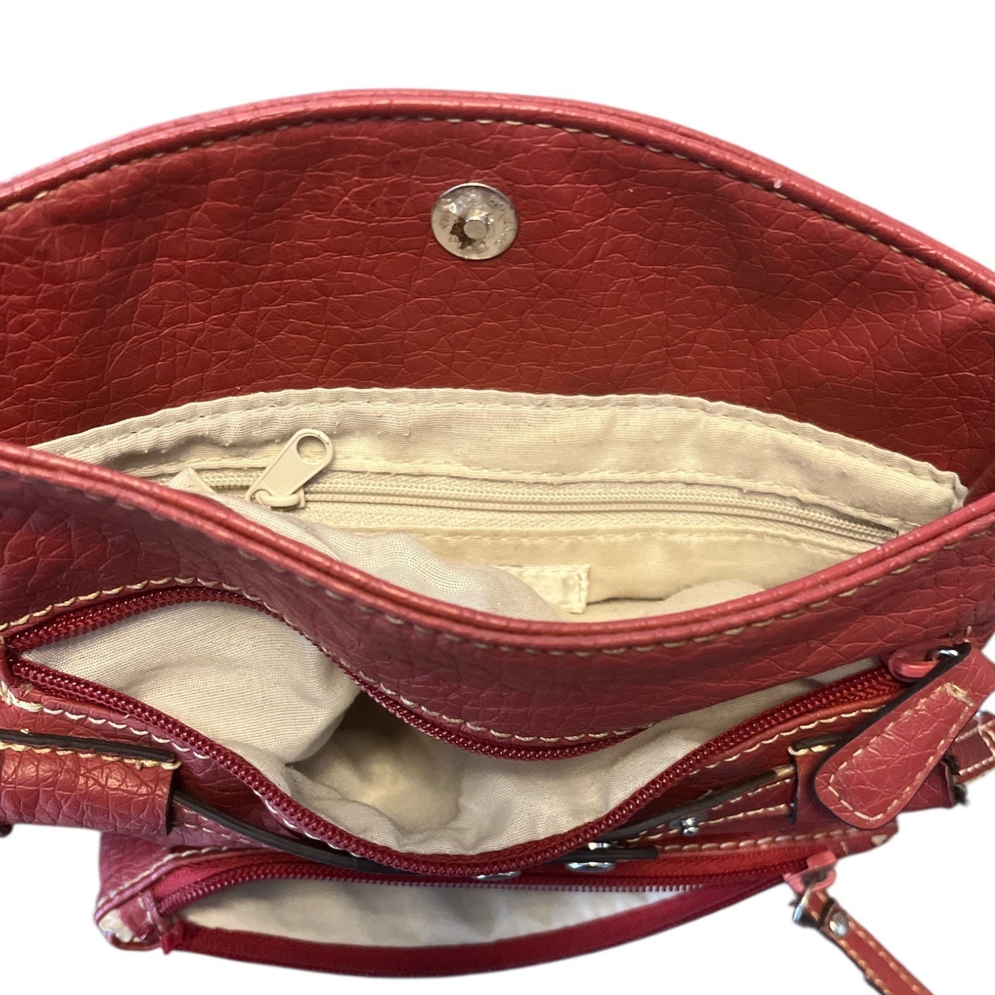 Nine West Red Faux Leather Crossbody Wristlet – Convertible Bag with Chain Strap – 5.5 x 8.5" 2010s