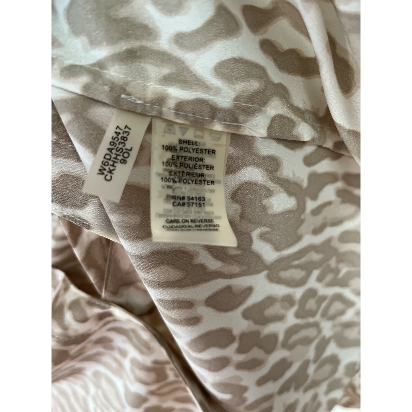 Calvin Klein Women’s Blouse – Ombre Coral Beige Animal Print – Size L – Flaw