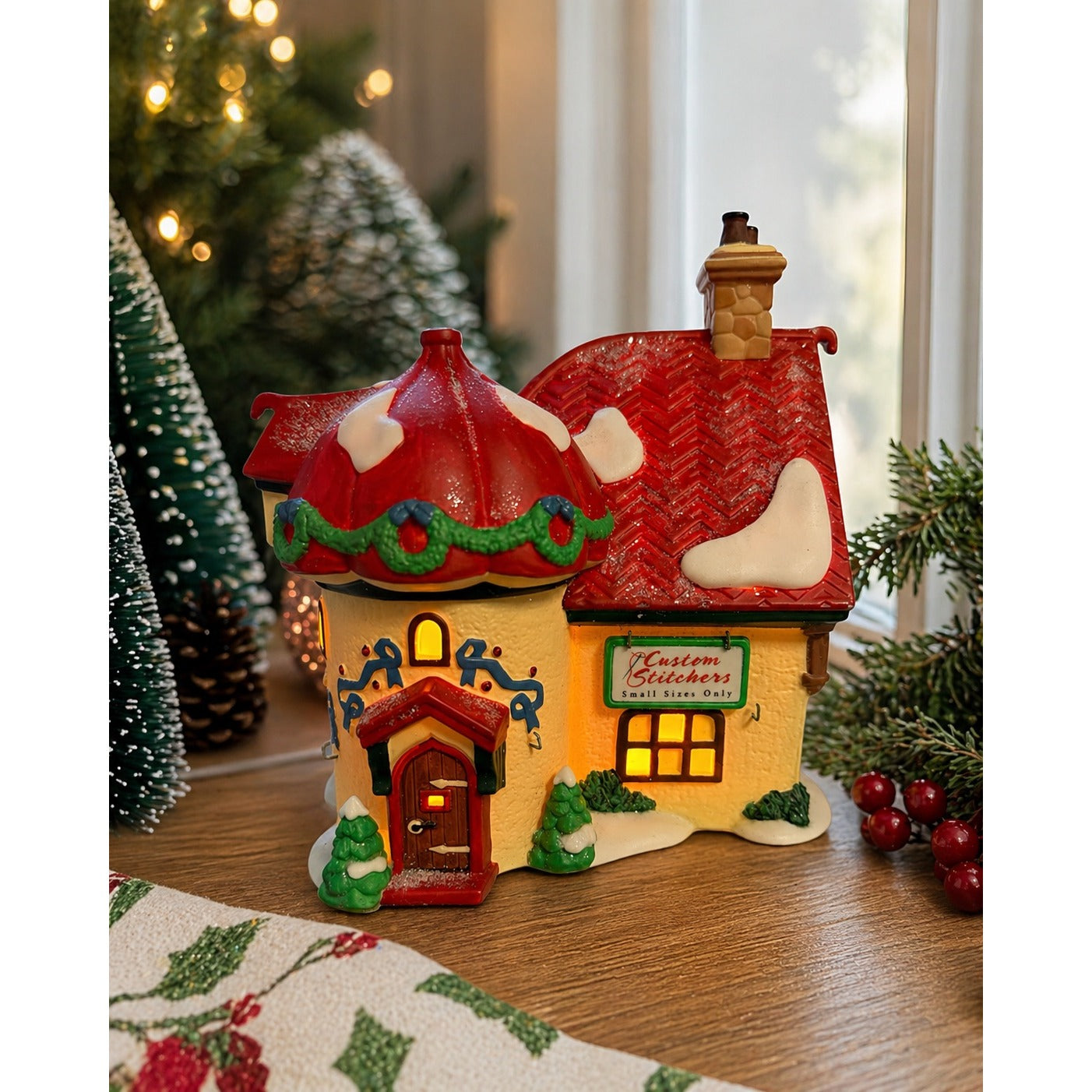 Department 56 Custom Stitchers Elf Land North Pole Series 1998 Lighted Village