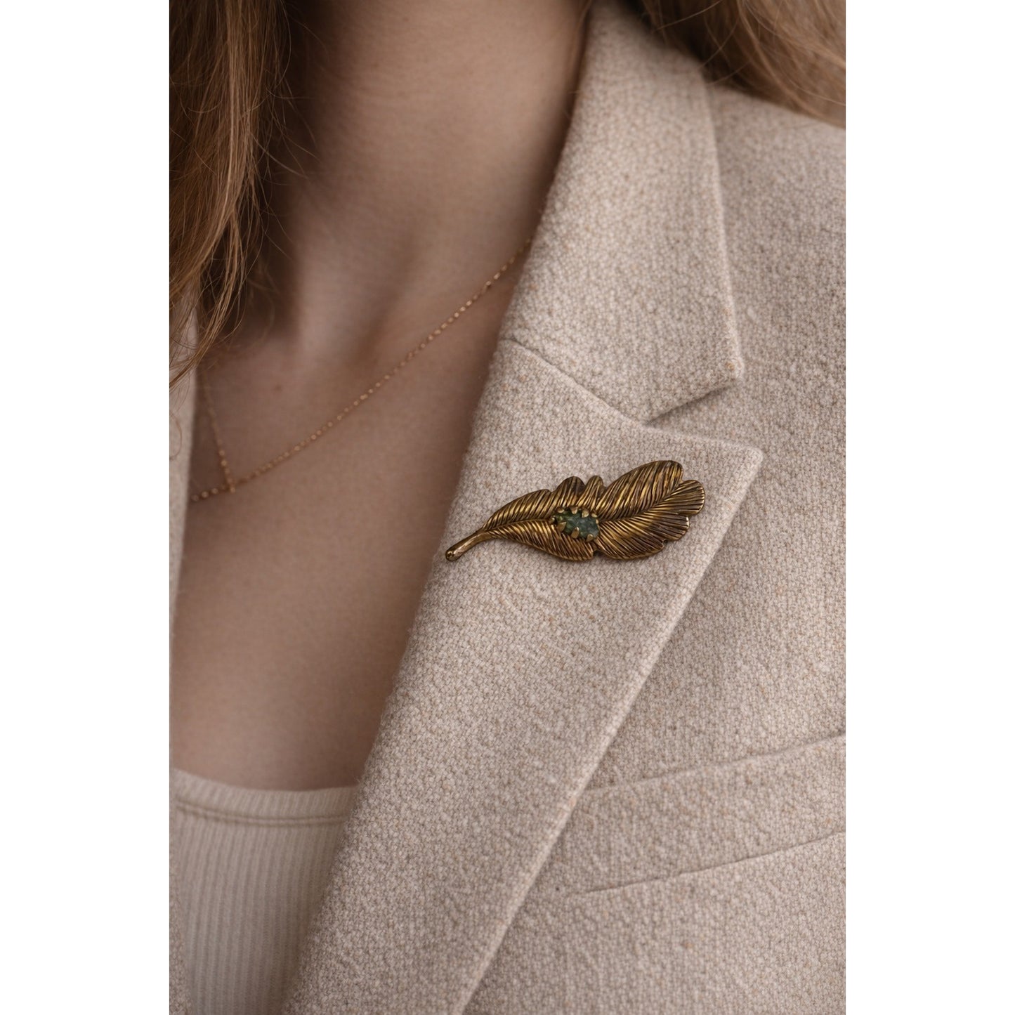 Vintage Gold Tone Leaf Brooch Green Stone Feather Pin Textured Metal