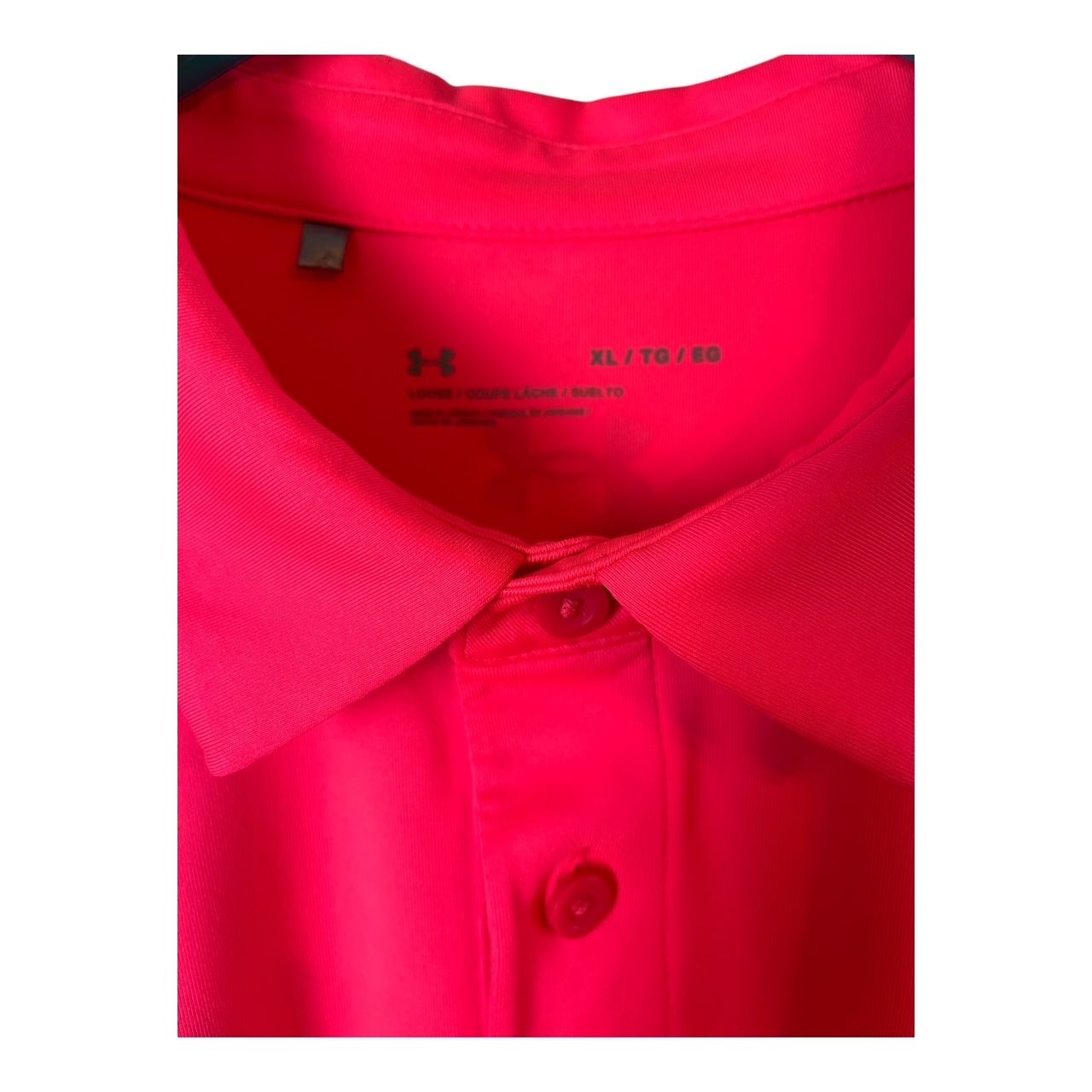 Under Armour Men’s XL Polo Shirt Neon Pink with Black Horse Logo – Loose Fit Performance Golf Top