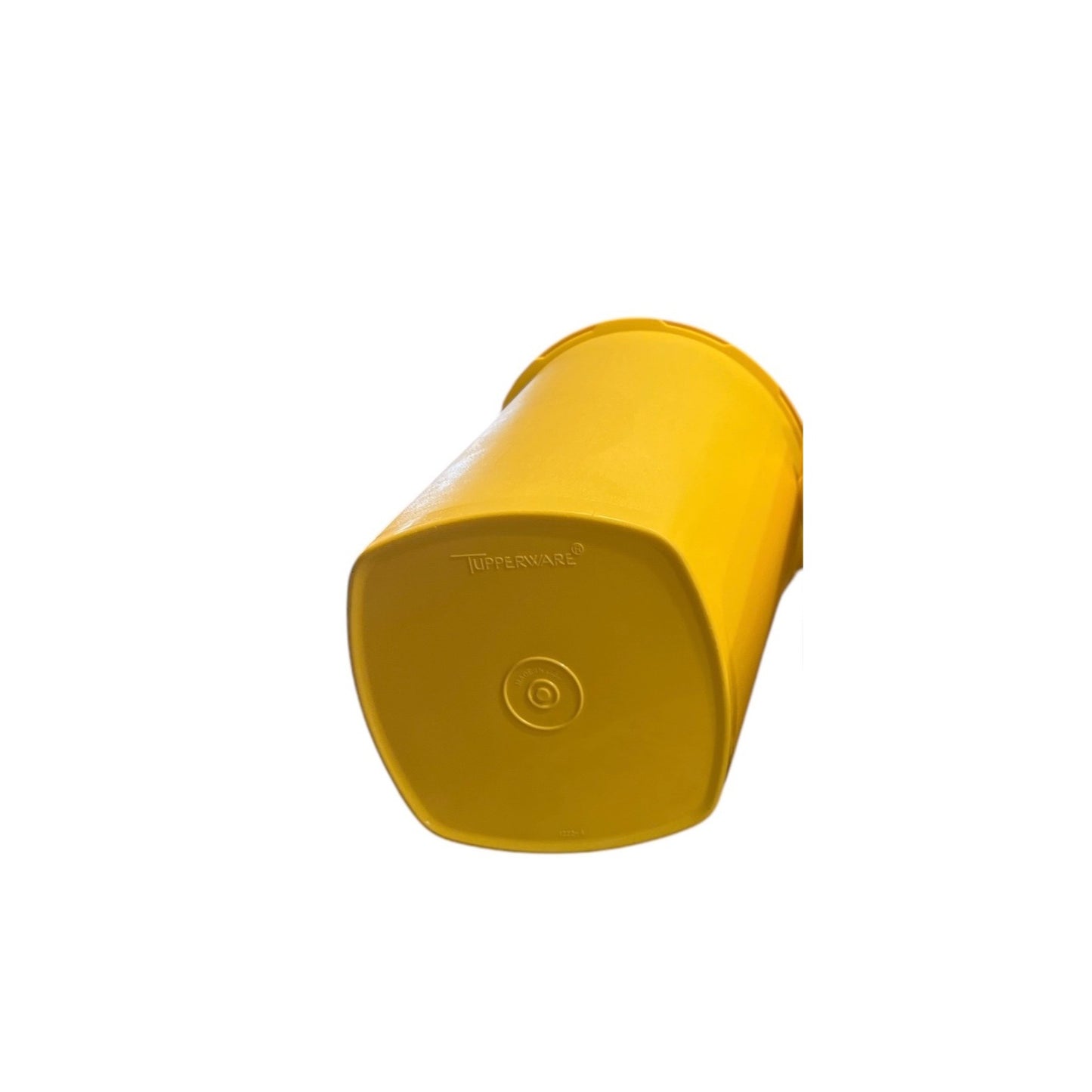 Tupperware Yellow Plastic Storage Container With Airtight Lid 11"x6.5" Square Bottom
